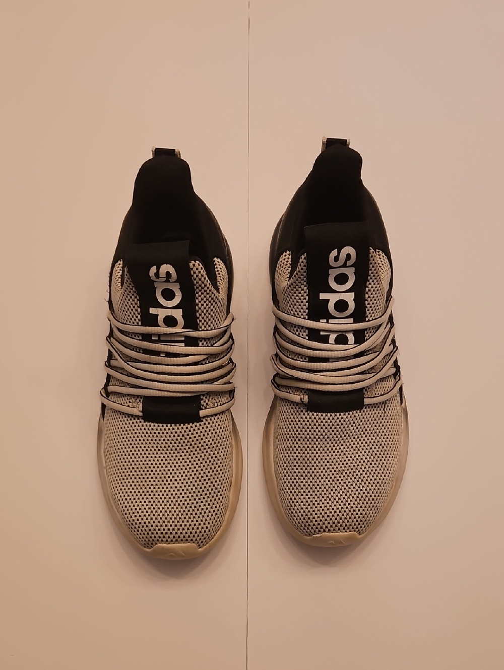 Adidas Men’s 7.5 Black & White Knit Athletic Shoes Slip-on Cloud Foam Comfort